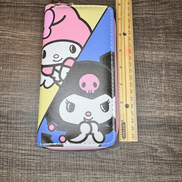 Sanrio Character Wallet - Pink, Yellow, Blue, Black - Picture 2 of 6